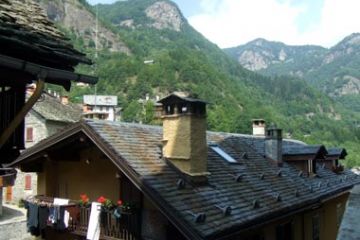 Centro di Campertogno - Tetto in beole